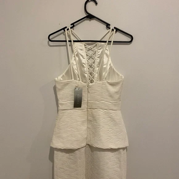 Sheike white dress BNWT!! - Picture 3 of 4